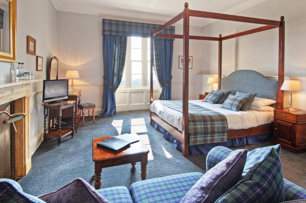 Chirnside Hall Hotel Szoba fotó
